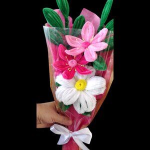 Flower bouquet Pipe cleaner flower bouquet.